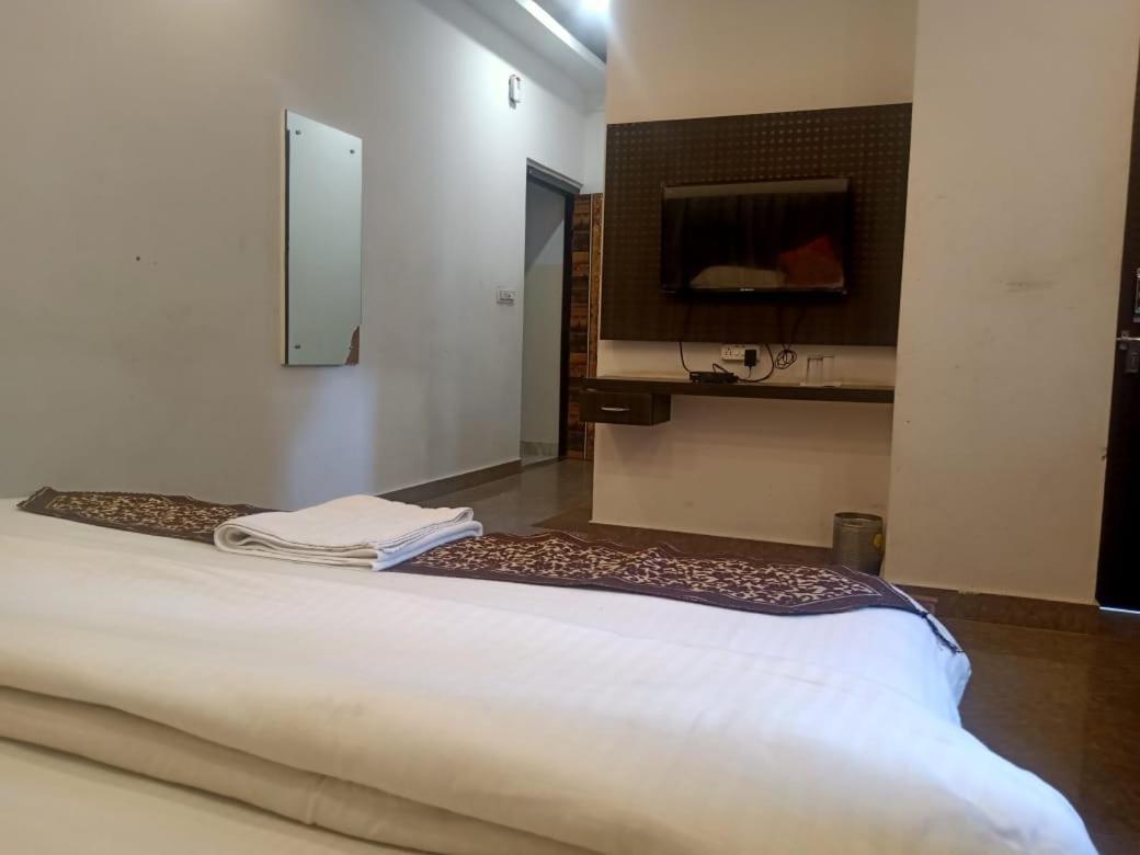 Hotel Rajshree Tanakpur المظهر الخارجي الصورة