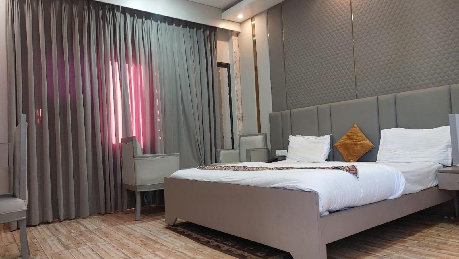 Hotel Rajshree Tanakpur المظهر الخارجي الصورة